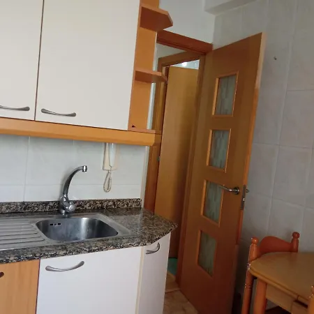 Apartamento Castrelos Apartment *